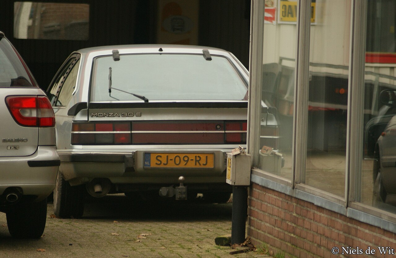 Opel Monza 2.5 E