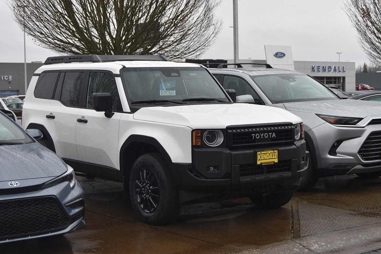 Toyota Land Cruiser J250 2.8 D-4D