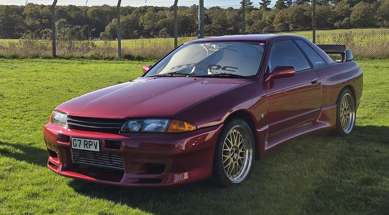 Nissan Skyline GT-R V-Spec II R32