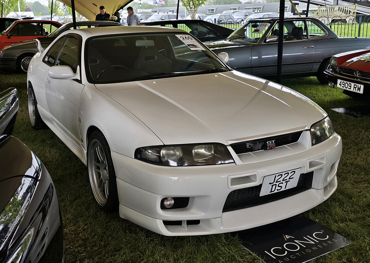 Nissan Skyline GT-R V-Spec R33
