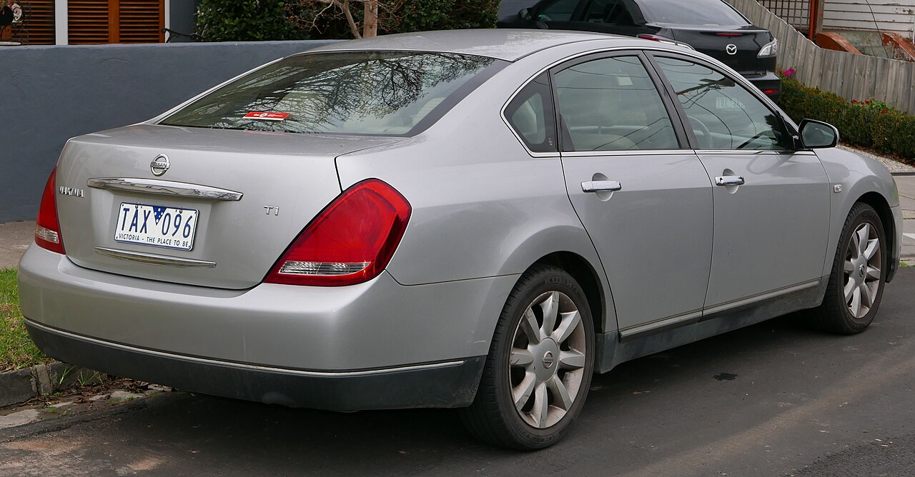 Nissan Maxima A34 3.5 V6 SE
