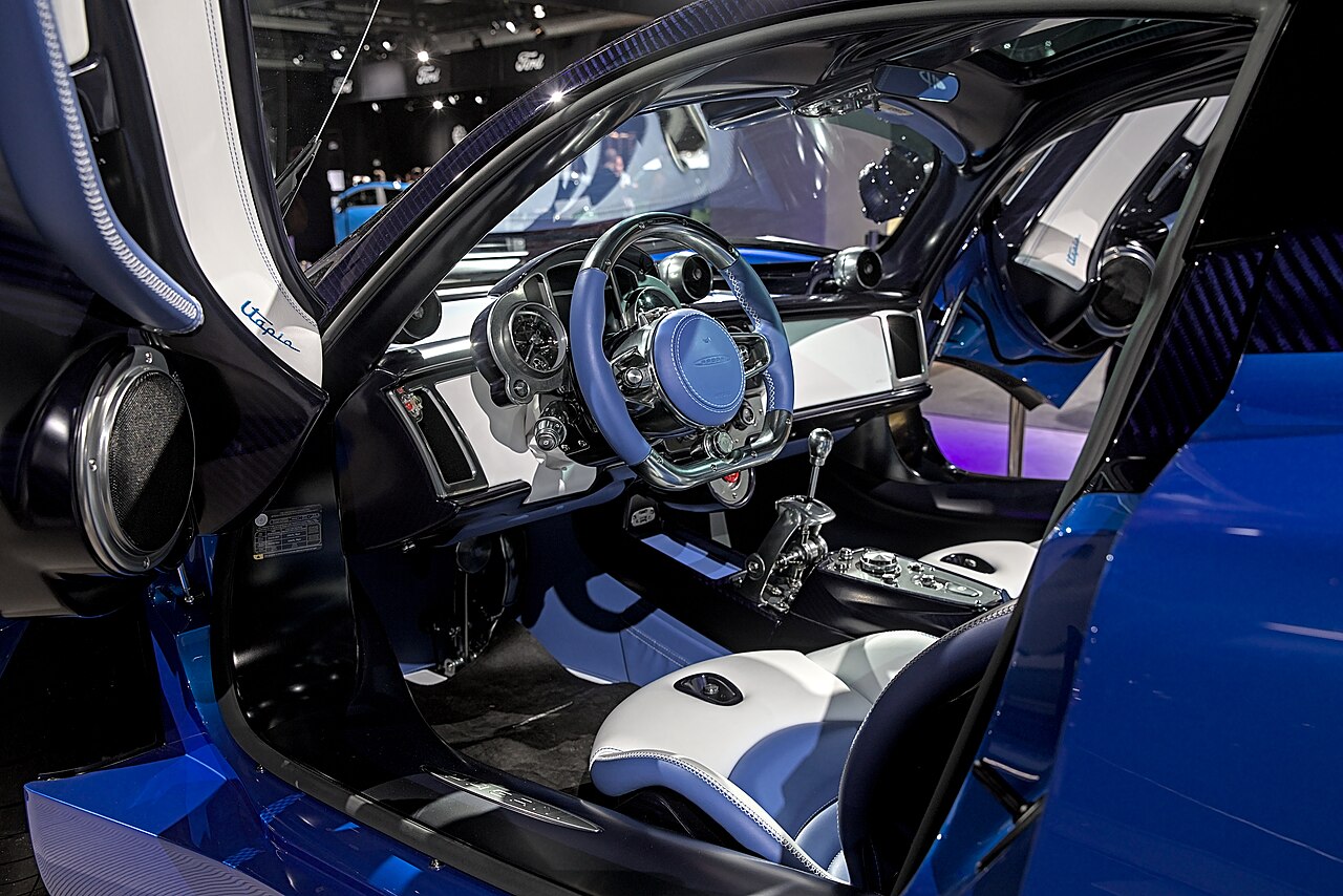 Pagani Utopia 6.0 BiTurbo V12