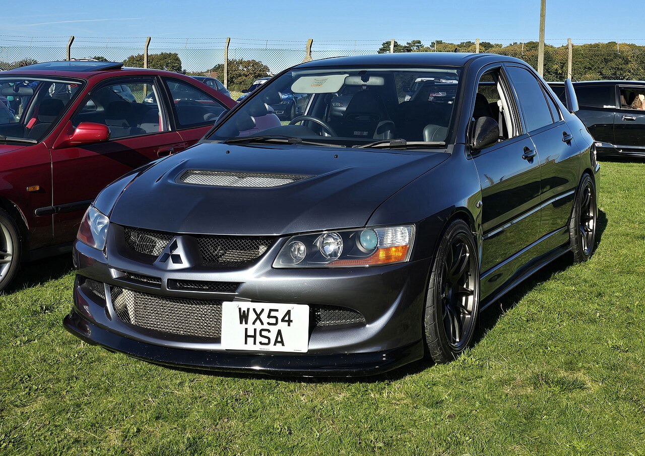 Mitsubishi Lancer Evolution VIII MR FQ-340