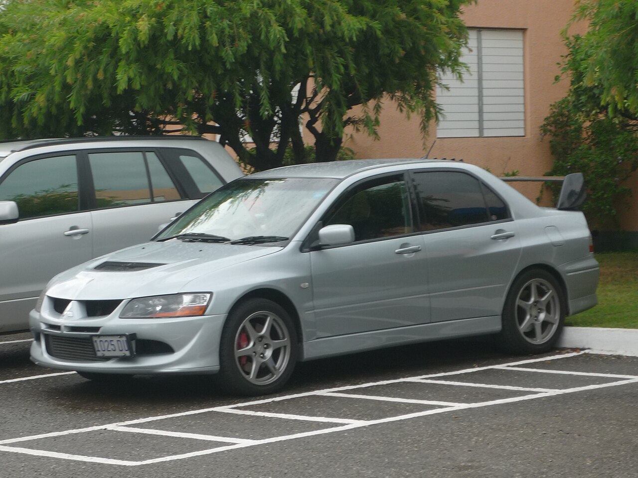 Mitsubishi Lancer Evolution X FQ-400