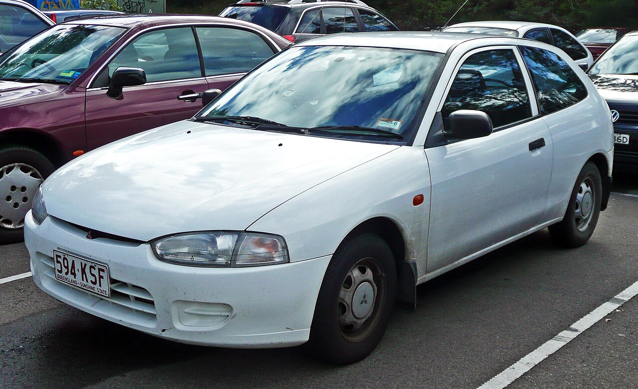 Mitsubishi Mirage 1.6 GLXi CJO