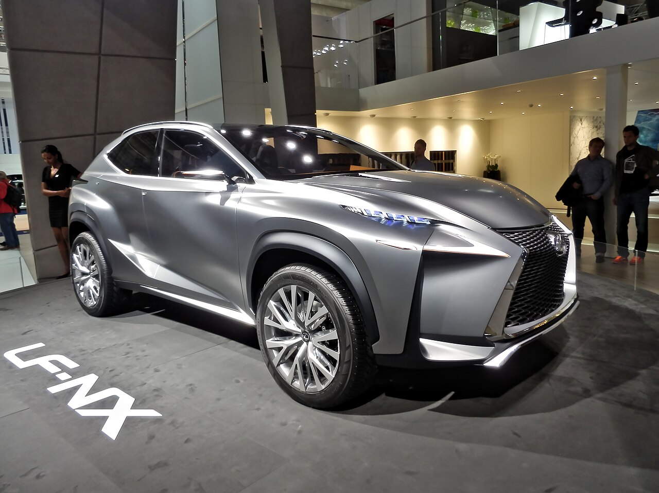 Lexus IS 300h XE30