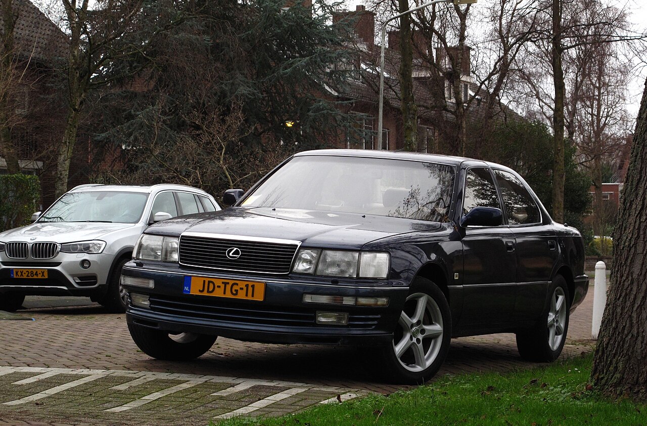 Lexus LS 400 XF20