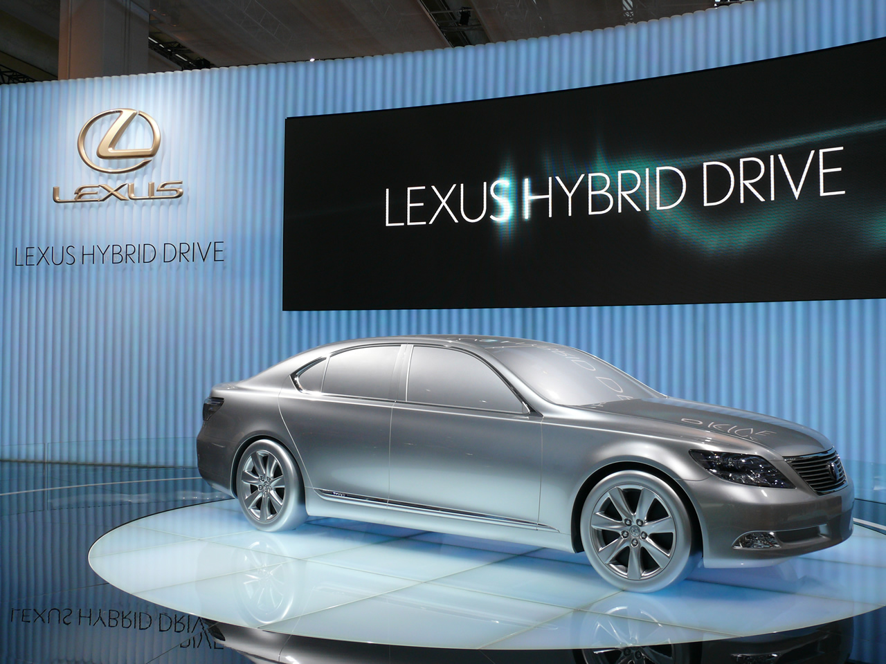 Lexus LS 600h XF40