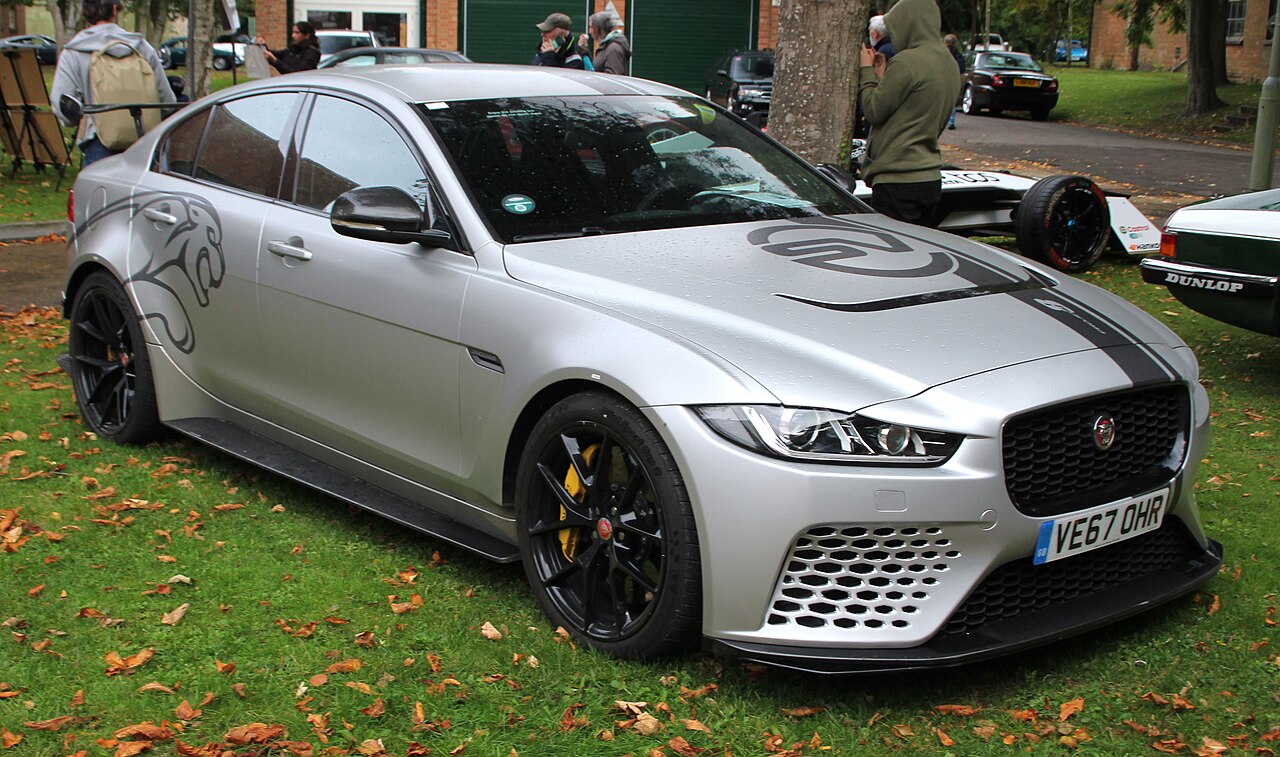 Jaguar XE SV Project 8 5.0 SC