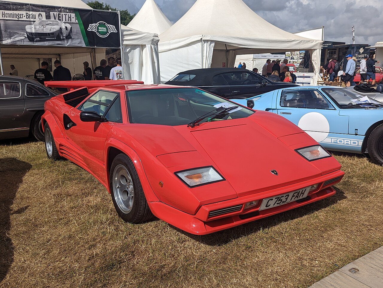 Lamborghini Countach 5000 QV