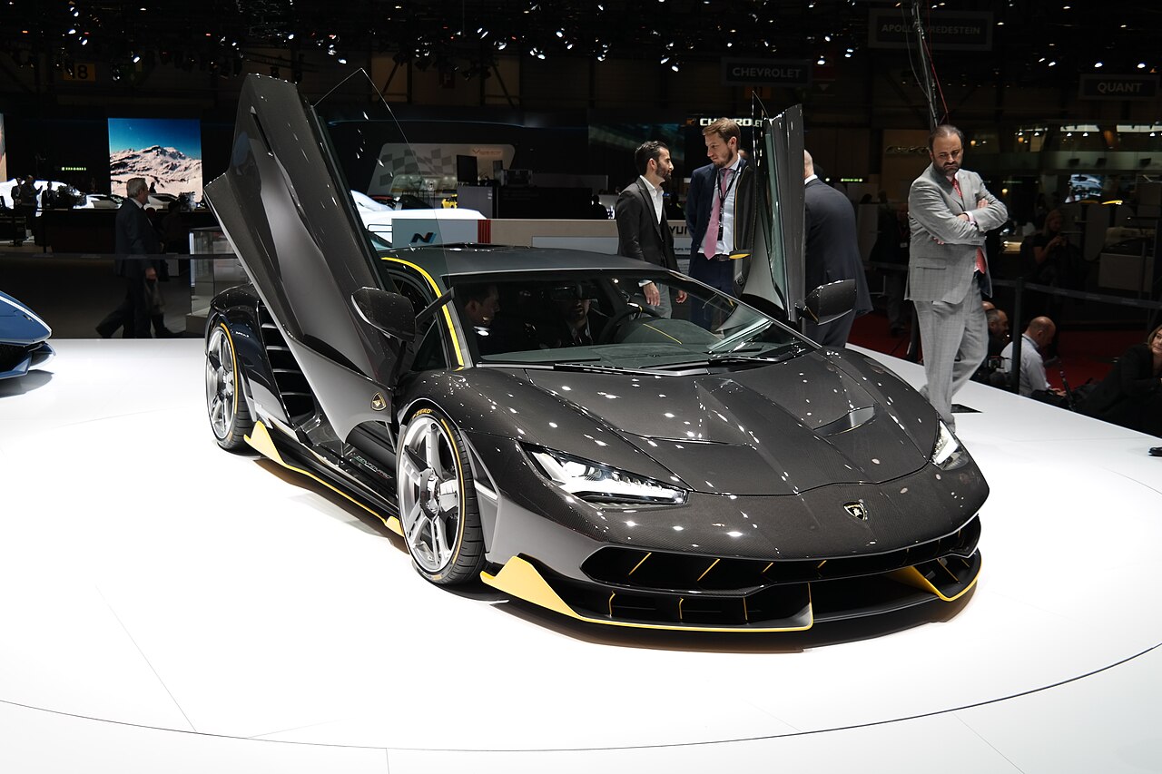Lamborghini Centenario LP770-4