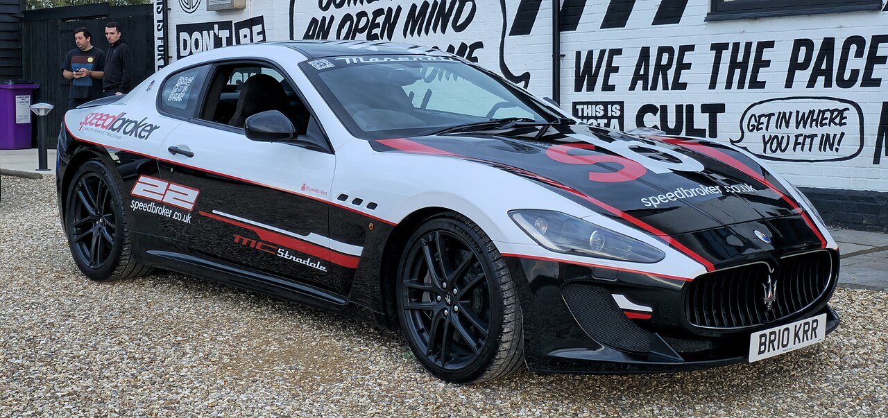 Maserati GranTurismo MC Stradale 4.7 V8 M145