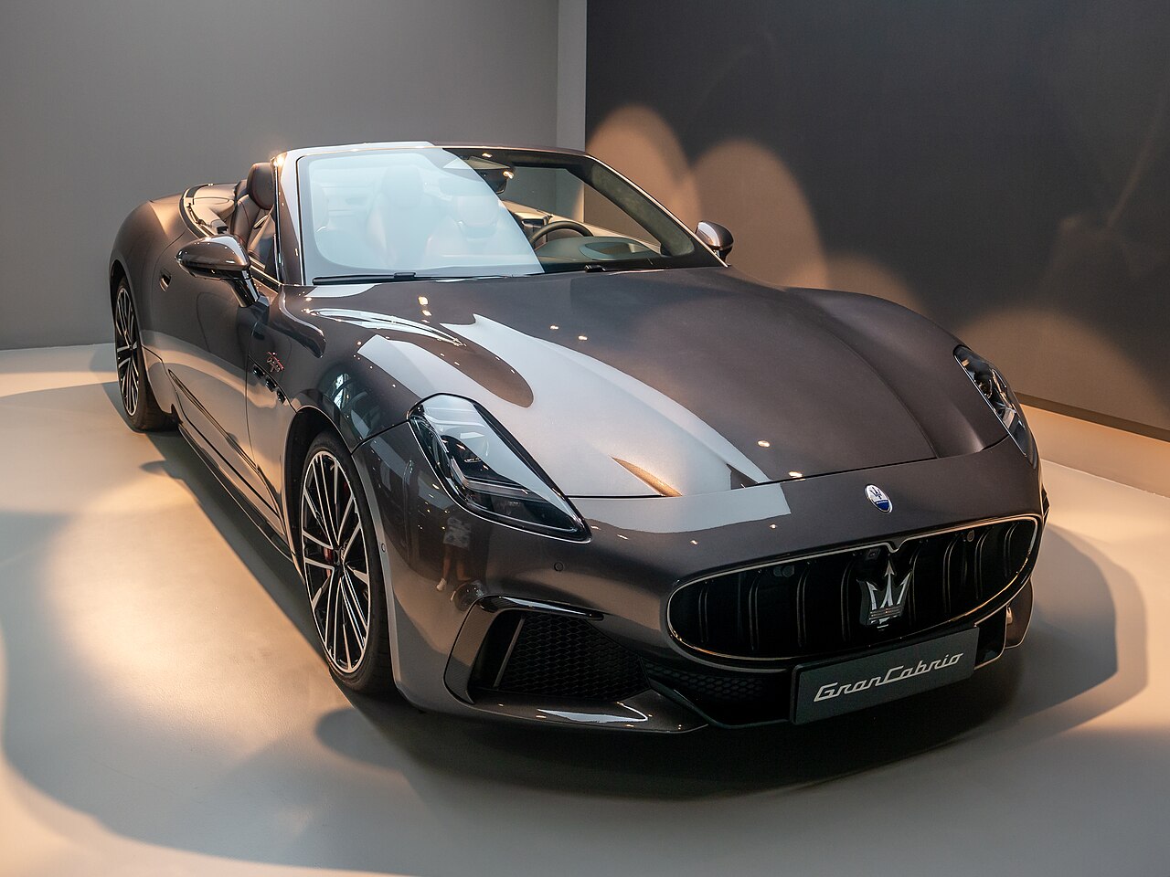 Maserati GranCabrio Trofeo 3.0 V6 M189