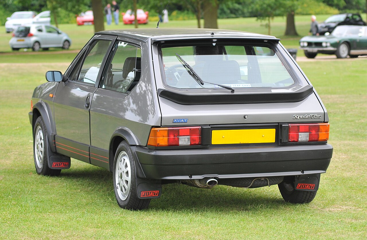 Fiat Strada Abarth 130 TC 2.0