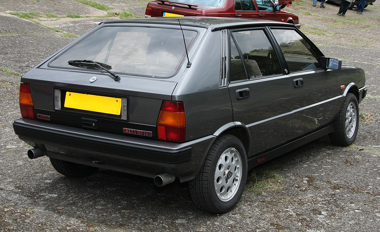 Lancia Delta HF Turbo Mk1