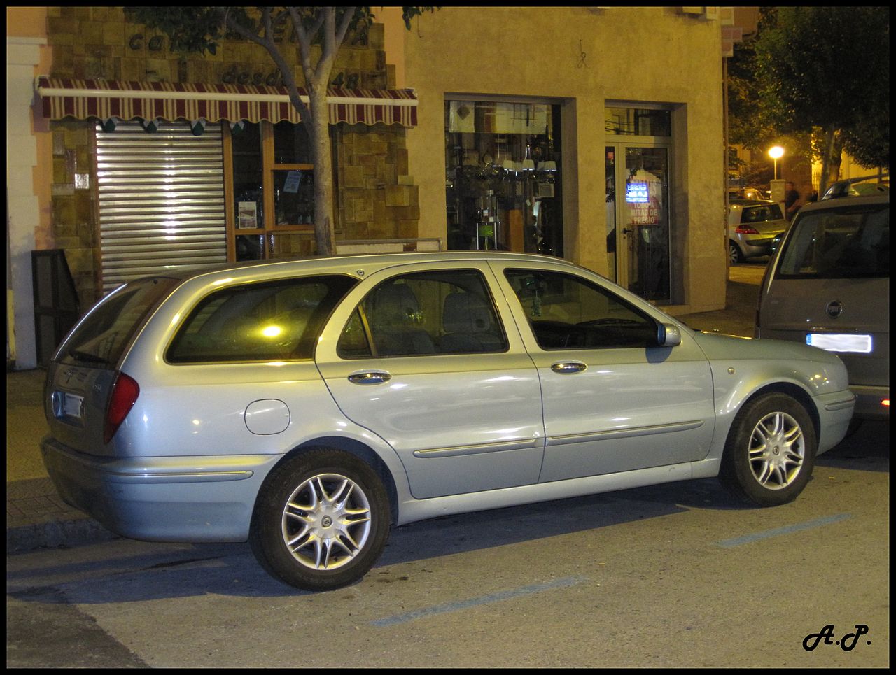 Lancia Lybra 2.4 JTD