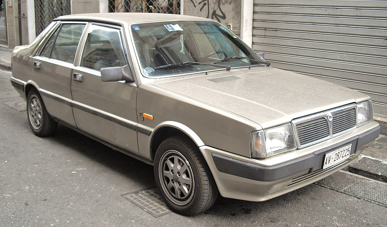 Lancia Prisma 4WD 1.6