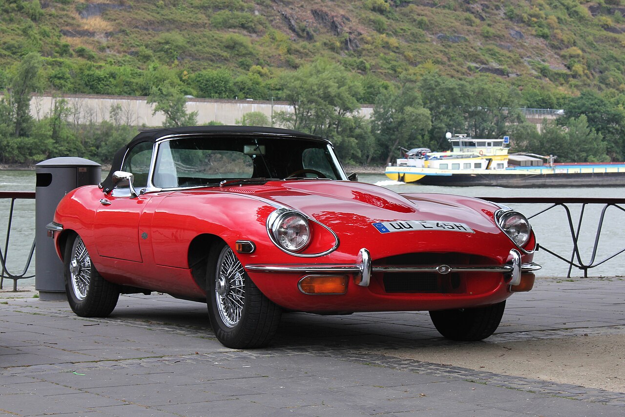 Jaguar E-Type Series 3 5.3 V12