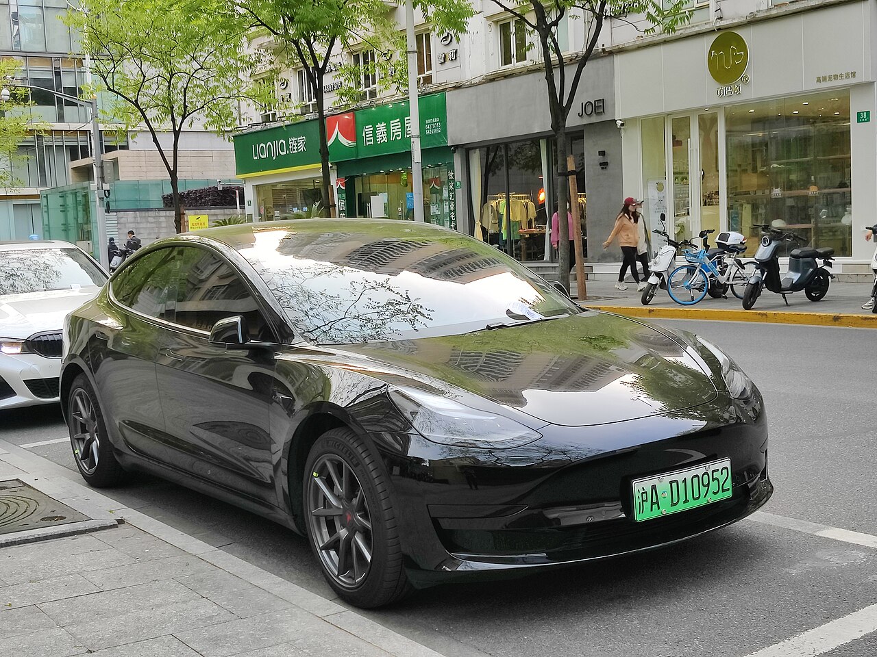 Tesla Model 3 Performance Long Range AWD
