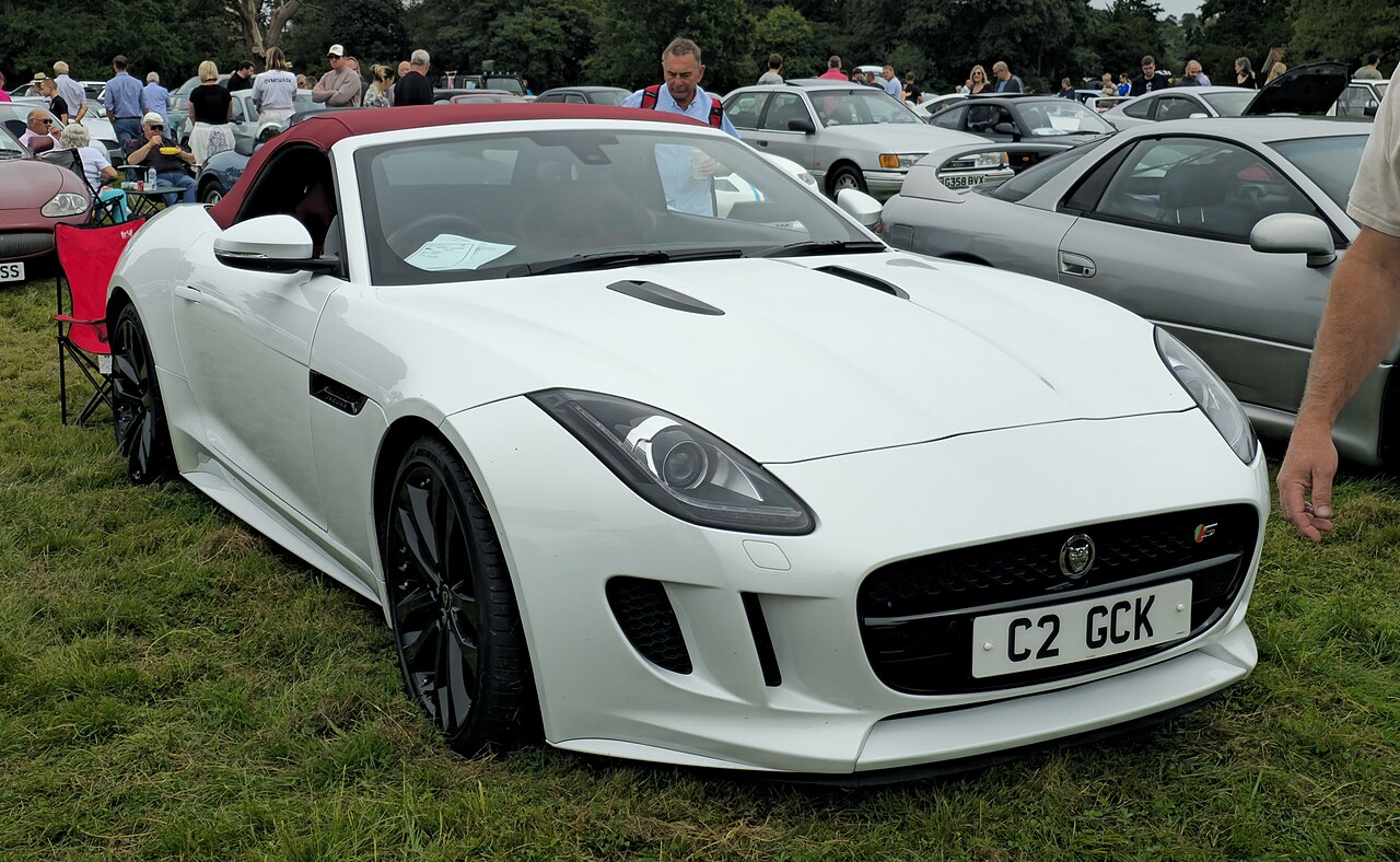 Jaguar F-Type R