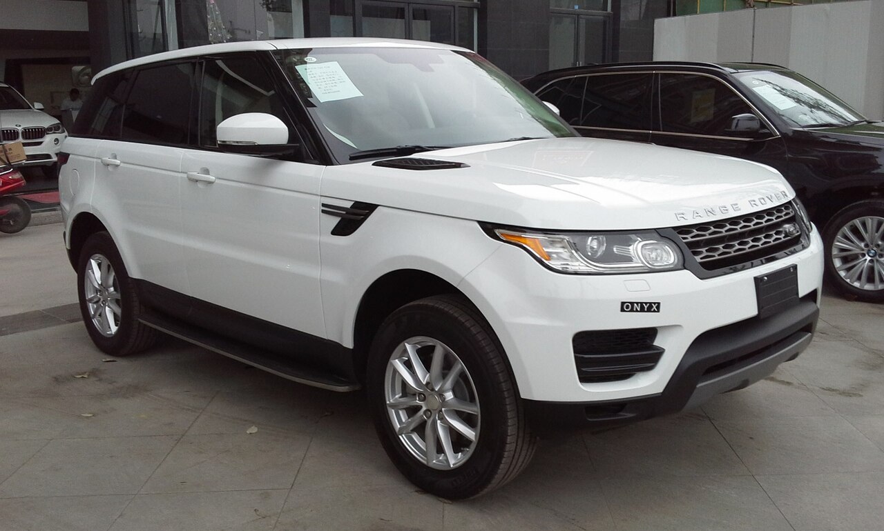 Land Rover Range Rover Sport SVR 2013