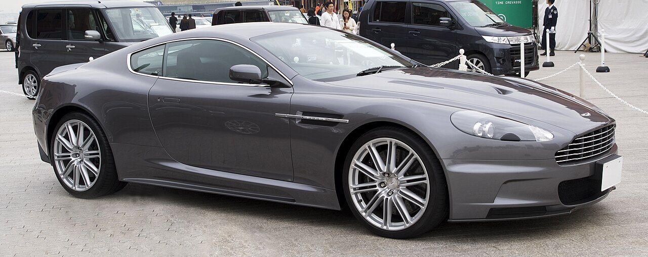 Aston Martin DBS V12 5.9