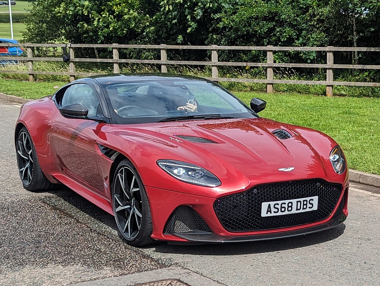 Aston Martin DBS Superleggera