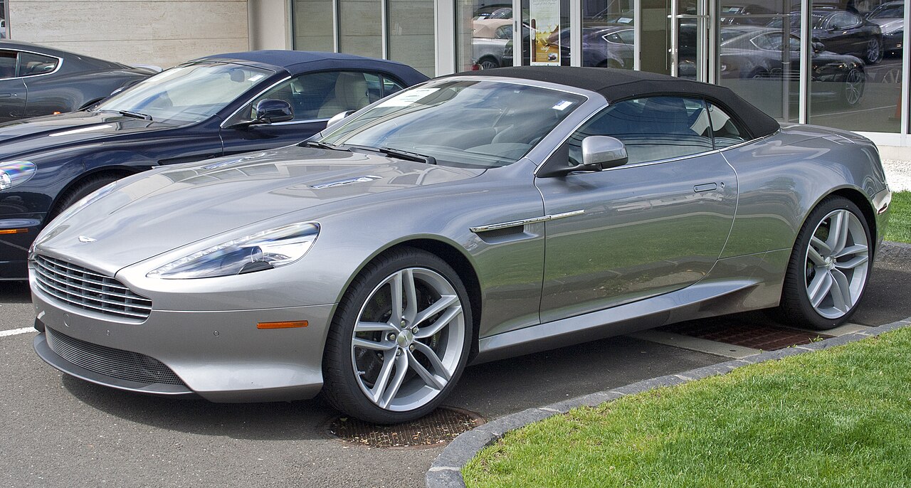 Aston Martin Virage V12