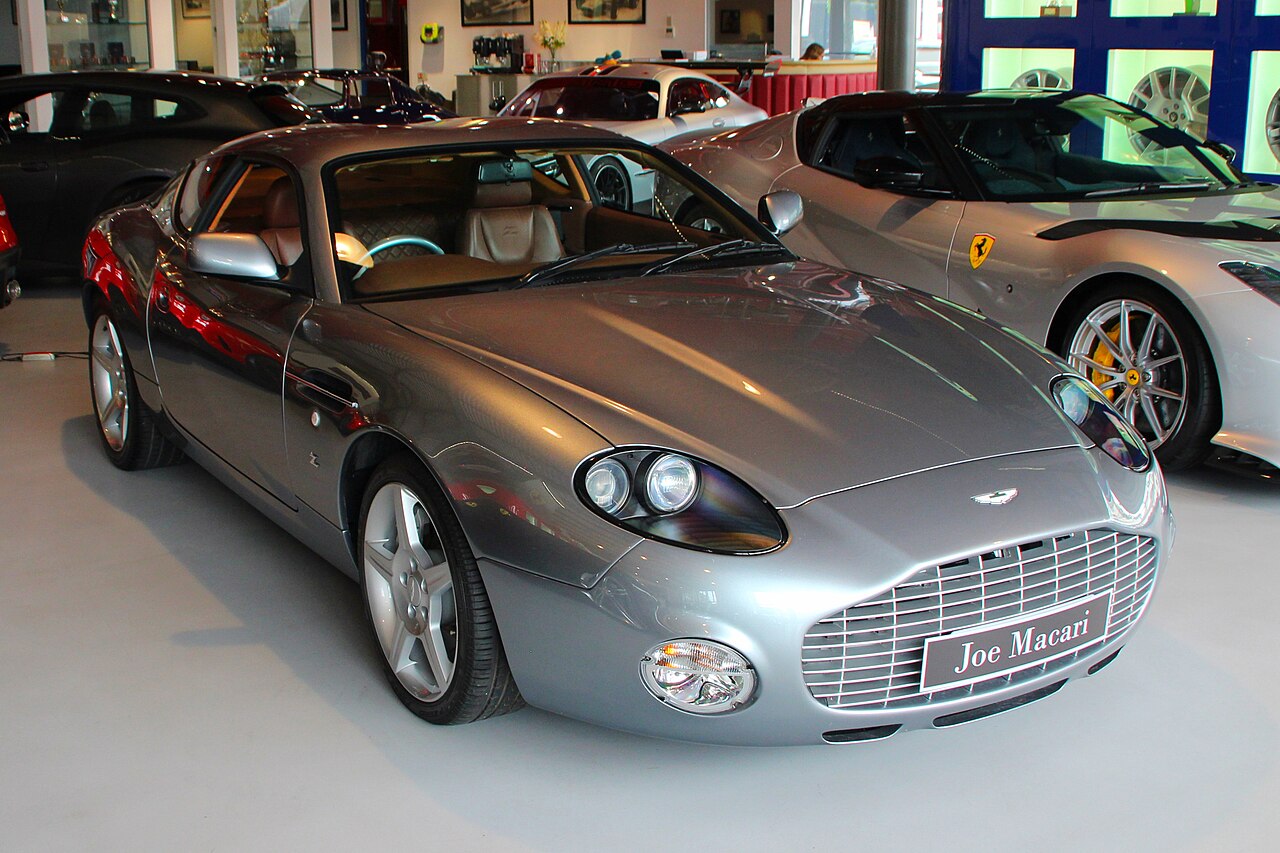 Aston Martin DB7 GT V12