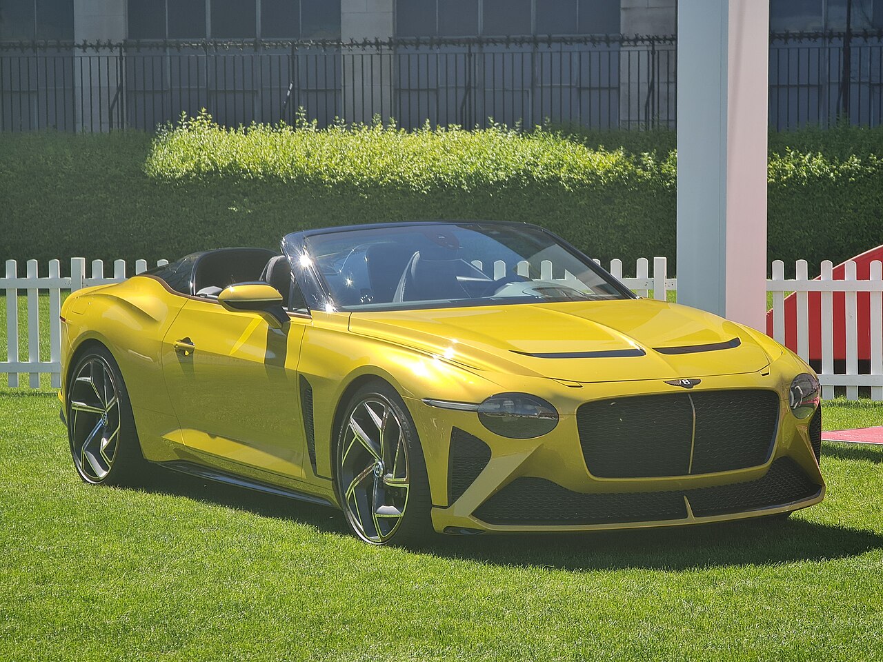 Bentley Bacalar W12