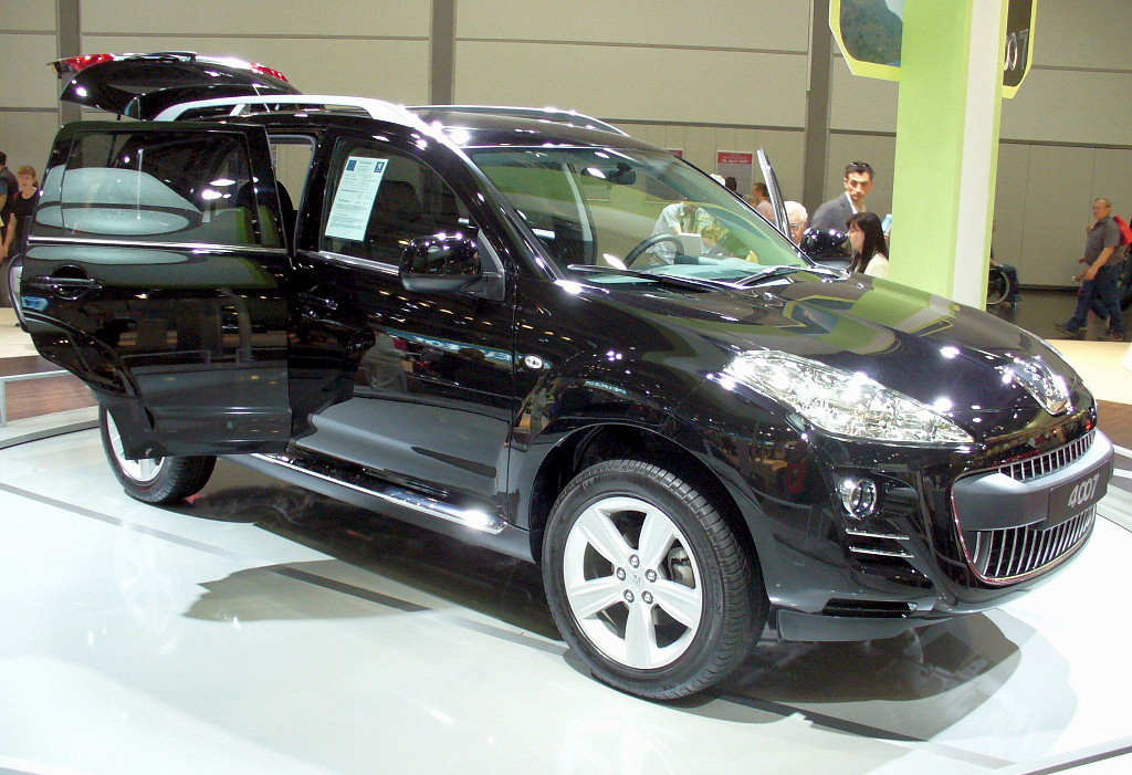 Peugeot 4007 2.4 16V