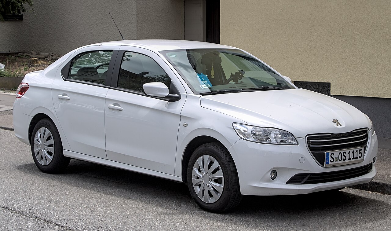 Peugeot 301 1.6 VTi