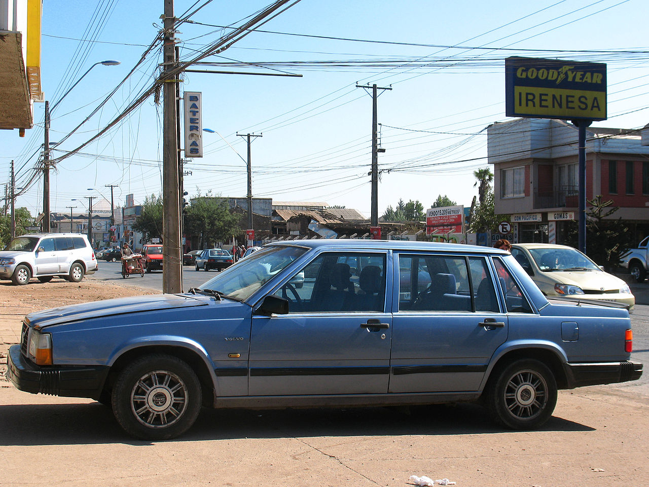 Volvo 740 GLE 2.3