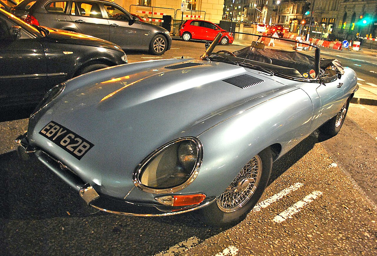 Jaguar E-Type 4.2 S1 4.2 I6