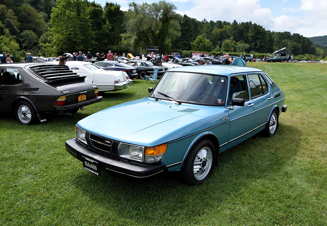 Saab 900 GL 8V classic