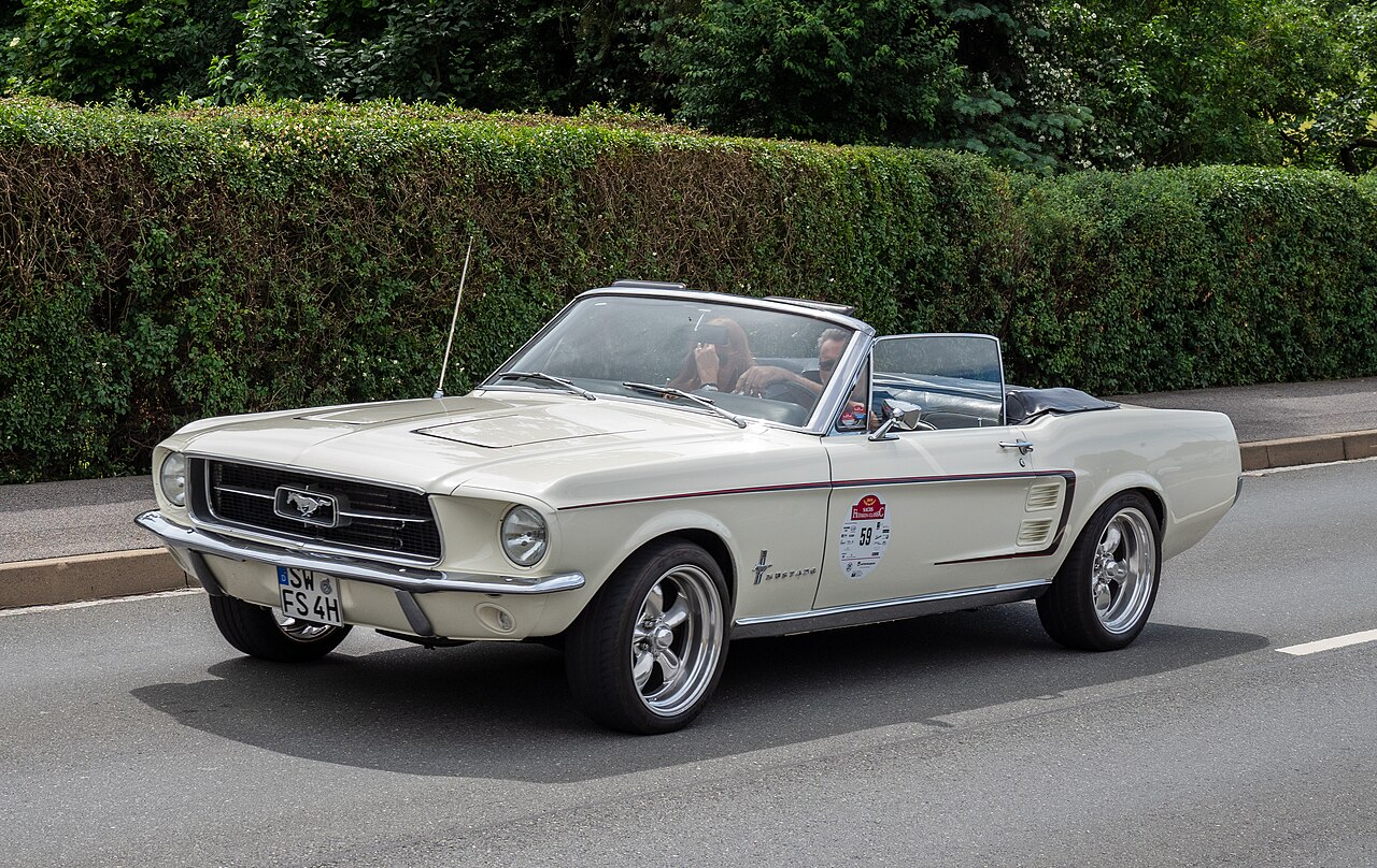 Ford Mustang GT 390