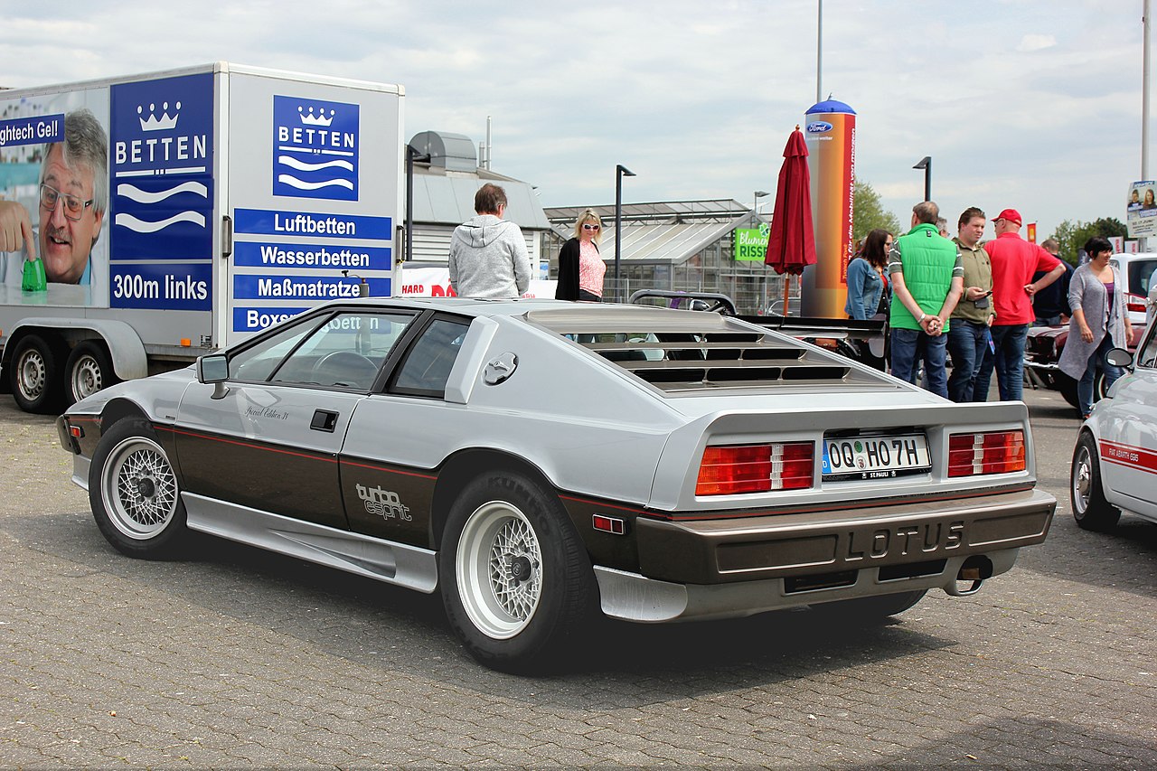 Lotus Esprit 2.0 I4