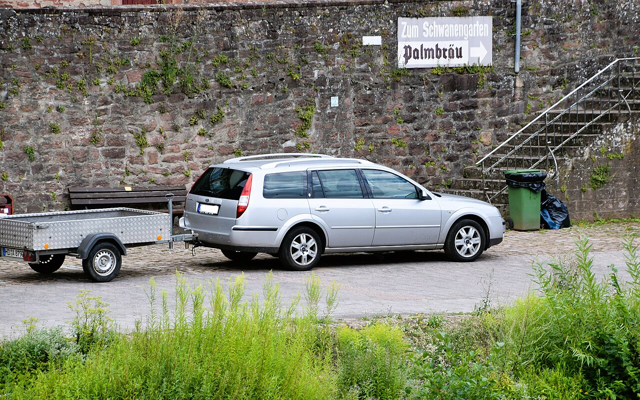 Ford Mondeo ST220