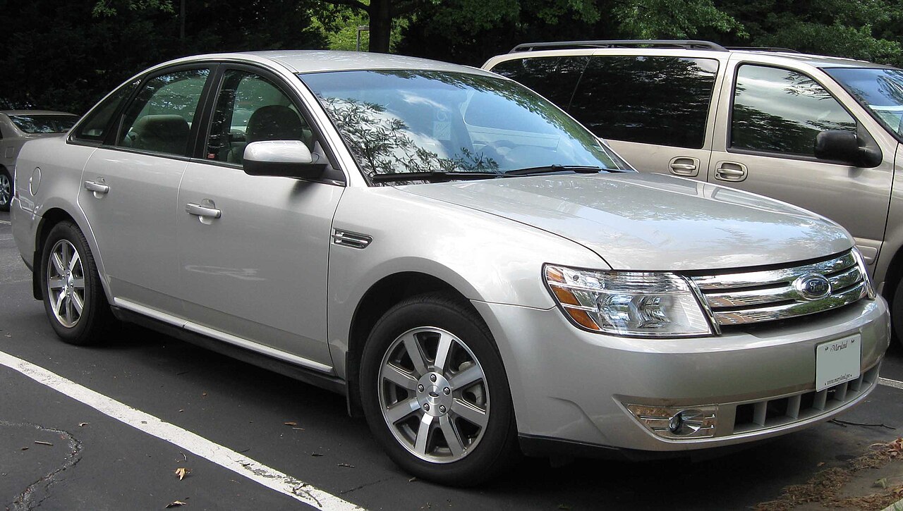 Ford Taurus SHO