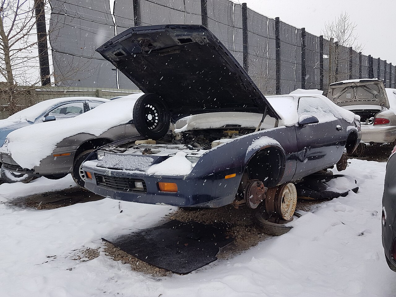 Chevrolet Camaro IROC-Z 350