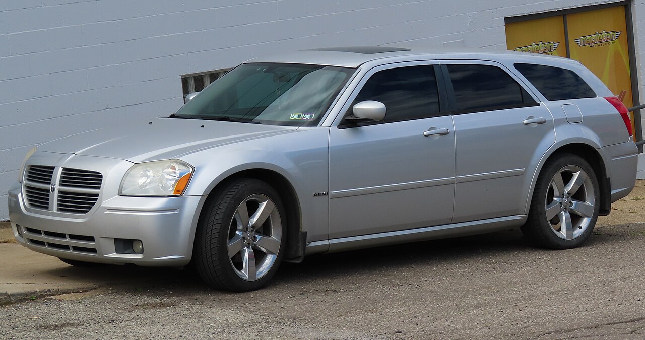 Dodge Magnum SRT8 6.1 HEMI LX