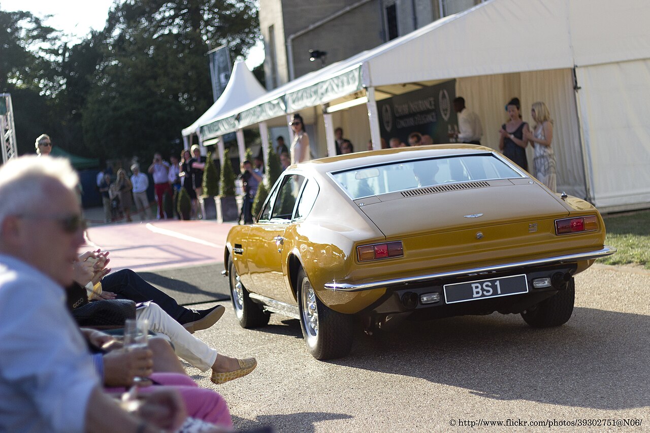 Aston Martin DBS 5.3 V8