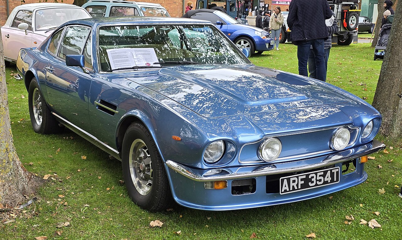 Aston Martin V8 Vantage 5.3 V8