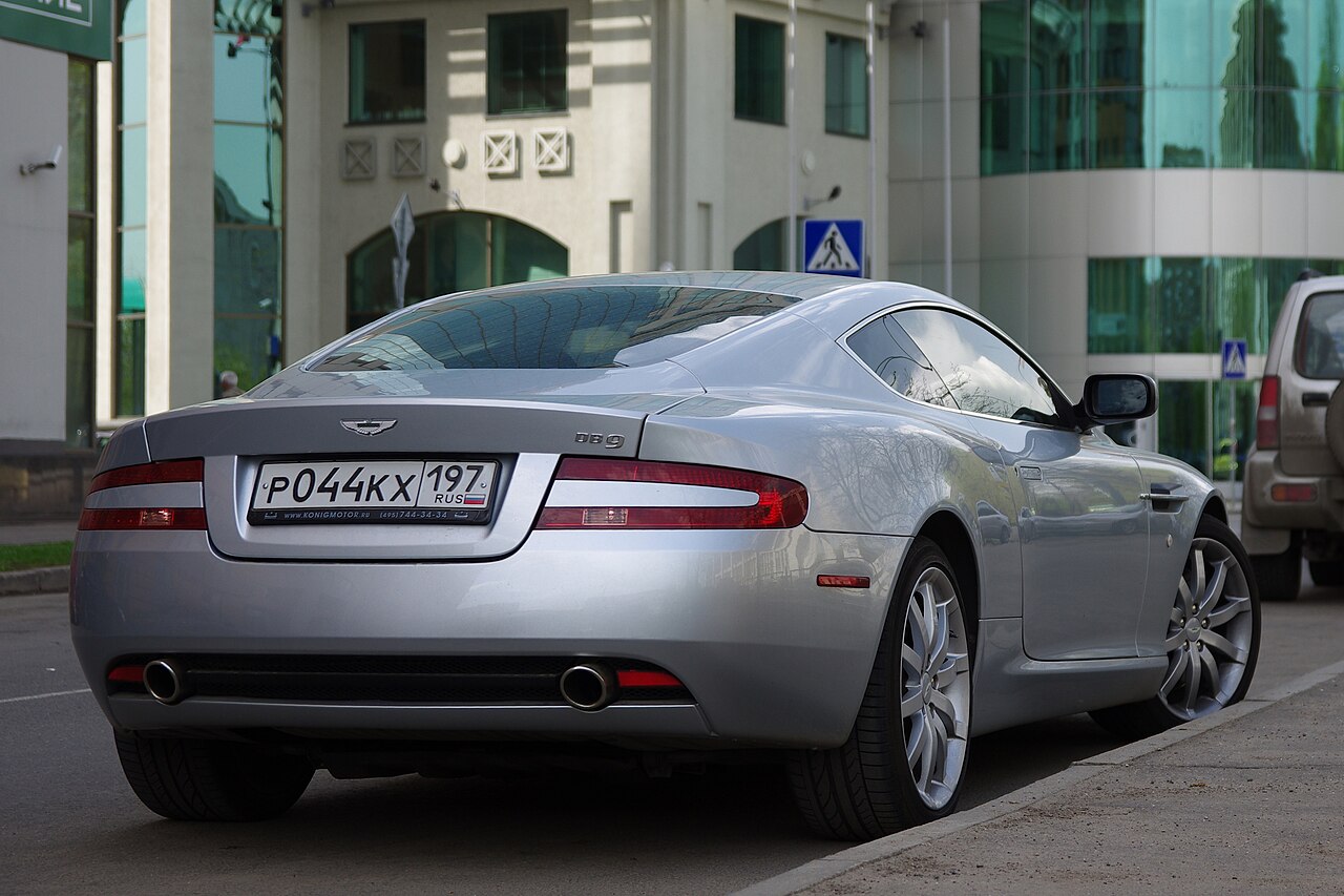 Aston Martin DB9 6.0 V12