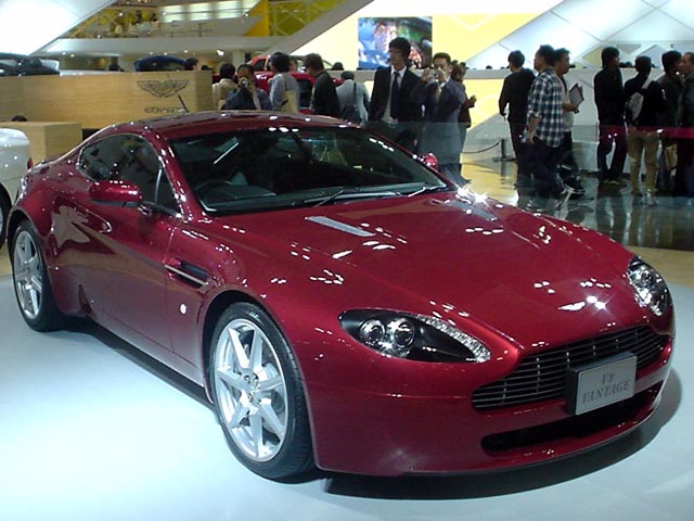 Aston Martin Vantage V8 4.3 V8