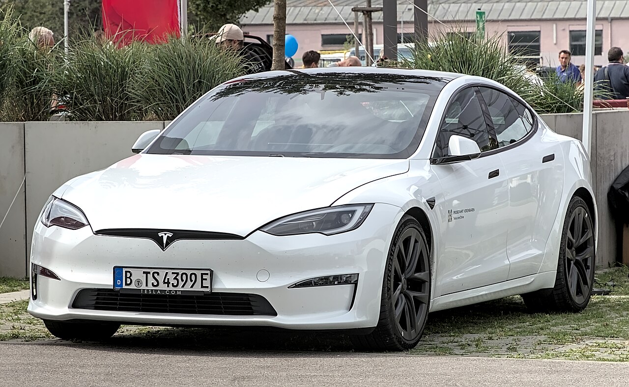 Tesla Model S Plaid