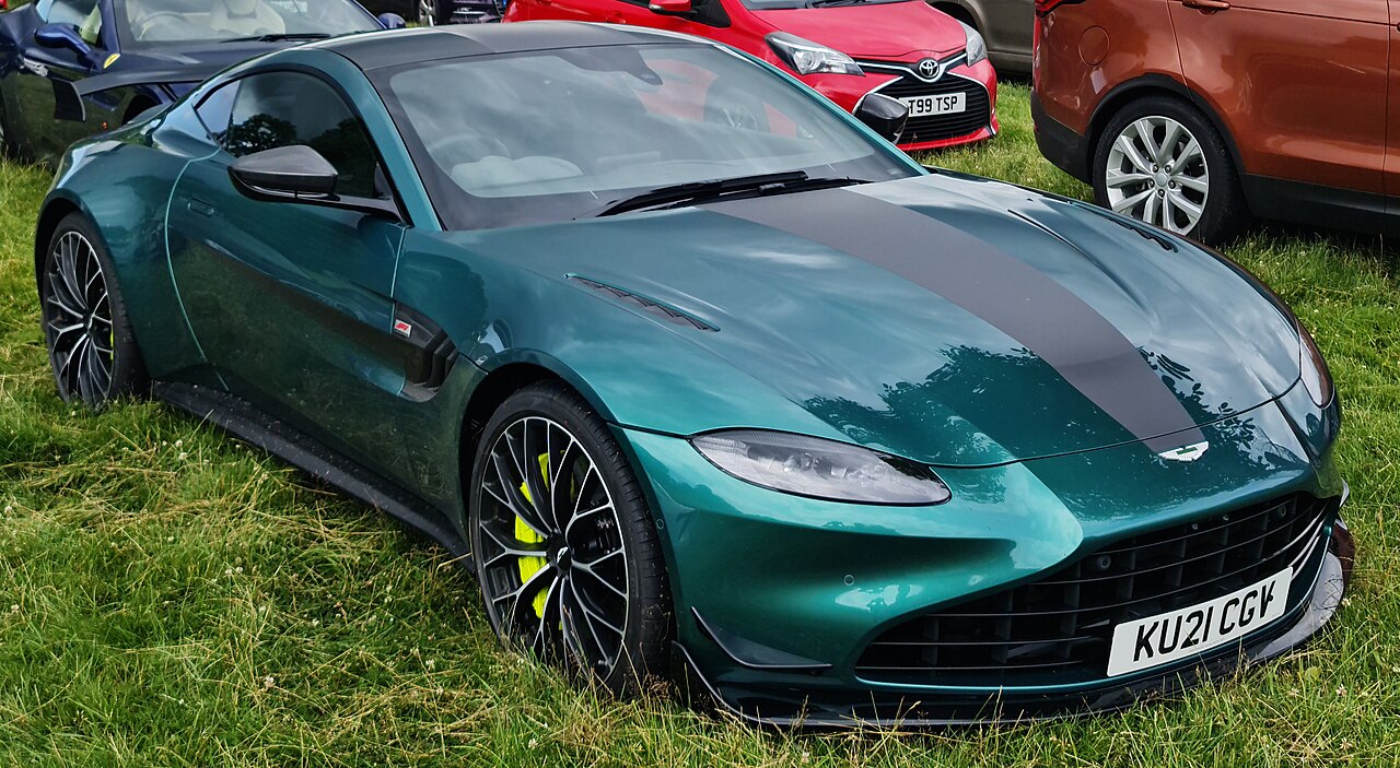 Aston Martin Vantage F1 Edition 4.0 V8 TT