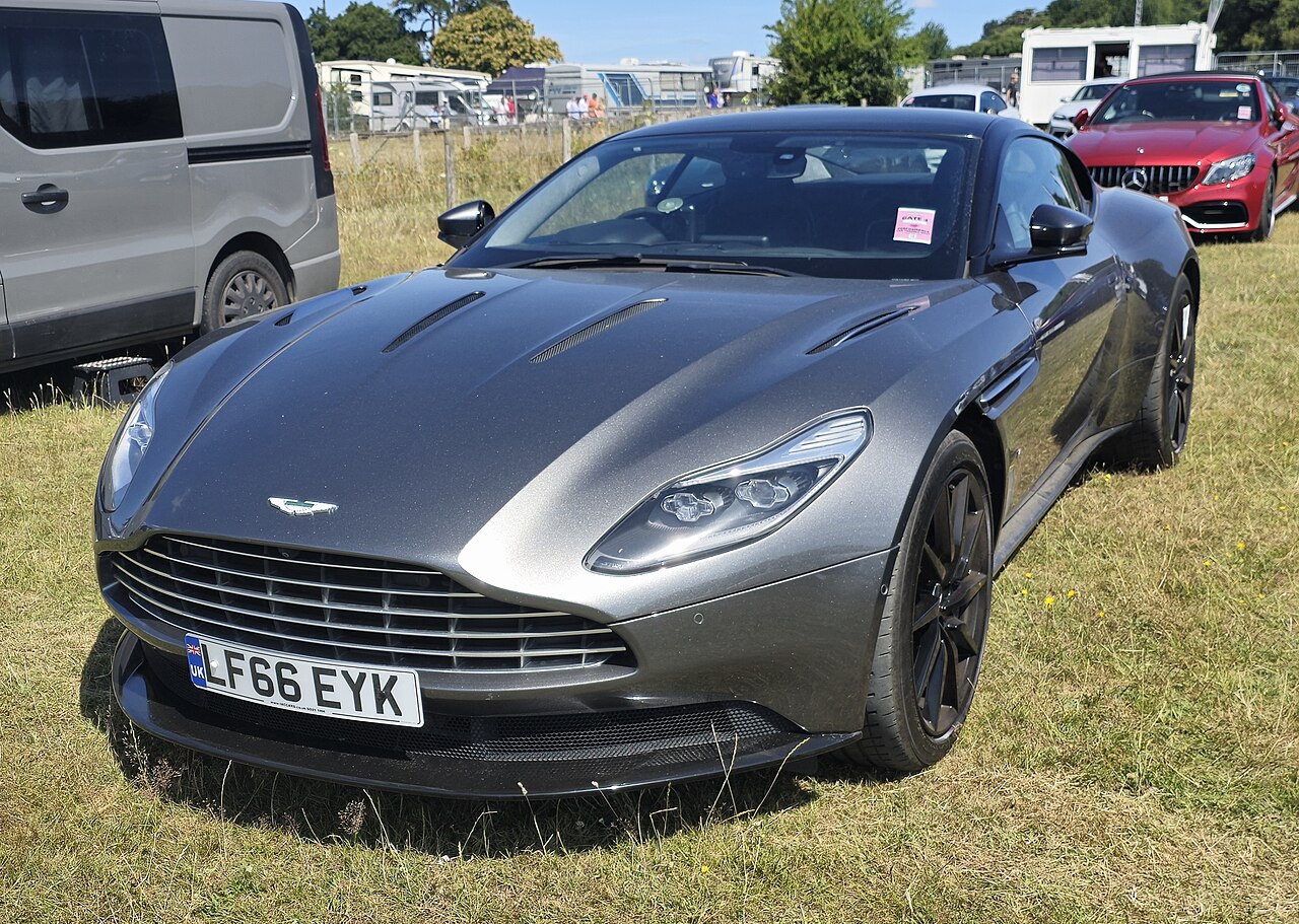 Aston Martin DB11 V12 5.2 V12 TT