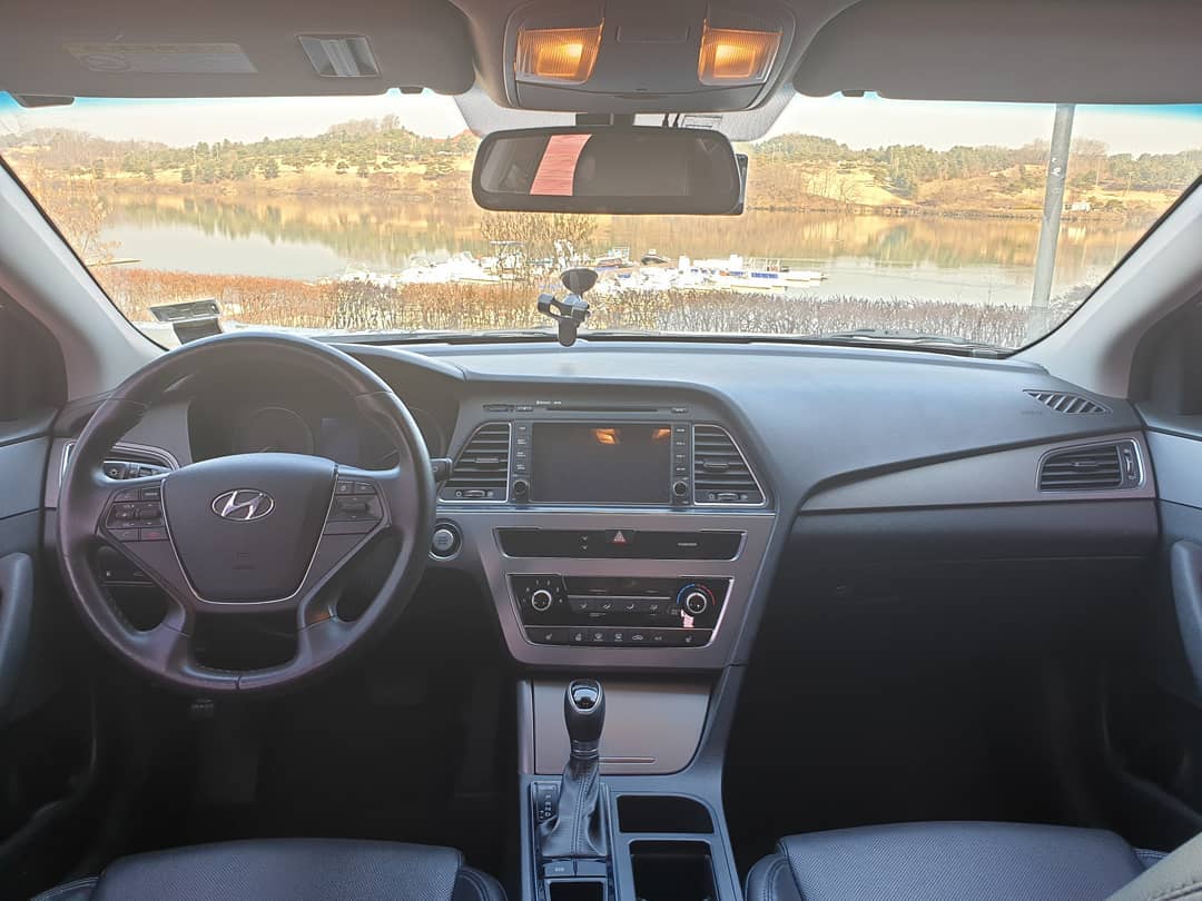 Hyundai Sonata 2.0T LF