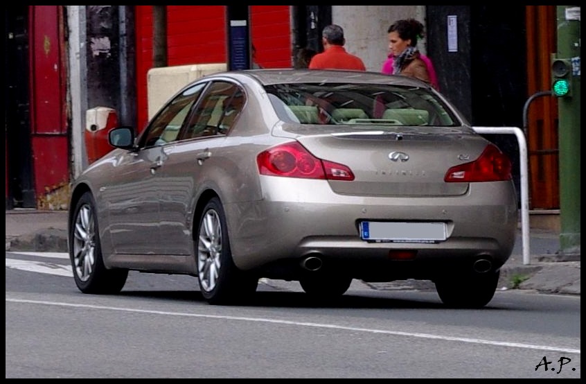 Infiniti G37 V36